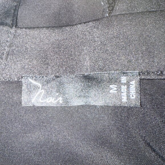 Bebe & Noir Black Sequin Beaded Tank Tops M / L & Earrings Statement Bundle - Picture 13 of 15